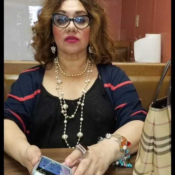 Meet your Posher, Victoria - Picture 3 of 4